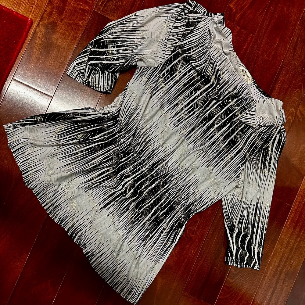 Ladies Medium Top